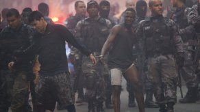 Tiroteo entre policías y delincuentes deja 3 muertos en Río