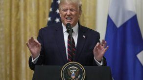 Trump se muestra iracundo por el caso de Ucrania