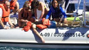 México: turista muerta y dos heridos por choque con ballena