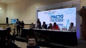 Dos candidatos a Presidente y dos a Vicepresidente firman pacto de Estado por la Salud