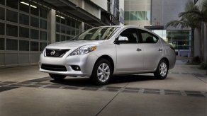Nissan pide sean devueltos para reparación 39.000 autos Versa