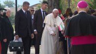 el papa francisco firma con los jovenes un pacto para una economia de paz el papa francisco firma con los jovenes un pacto para una economia de paz