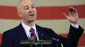 Nebraska elimina prohibición a licencias para inmigrantes