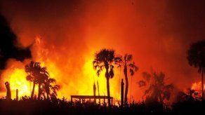 Incendio destruye mansión del fundador del diario USA Today