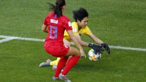 Arquera que sufrió 13 goles agradece gesto de delantera