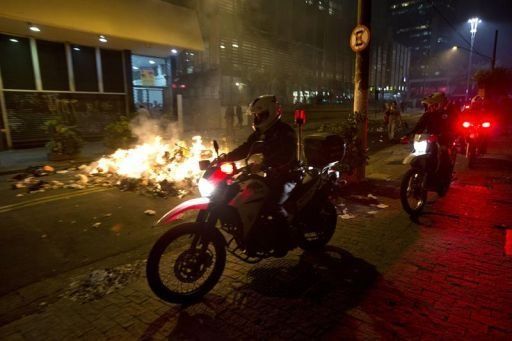 La policía evitó que manifestantes invadieran la cancillería de Brasil