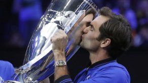 Federer y Zverev guían a Europa al título de la Copa Laver