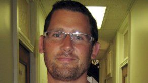 FBI busca a individuo relacionado con explosivos