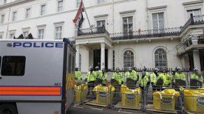 Asaltan 5 embajadas sirias en Europa y Medio Oriente