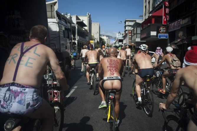 Paseo Mundial Naked Bike