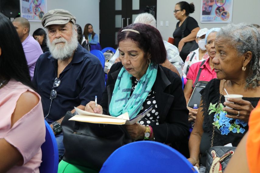 MIDES y MINSA realizan con éxito conversatorio por el Día Internacional de las Personas Mayores
