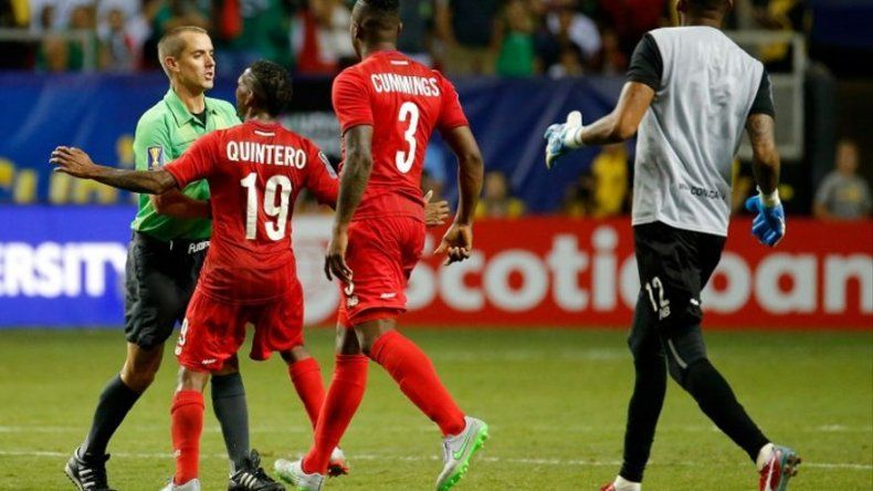 Polémico Mark Geiger estará en el VAR para el Inglaterra-Panamá