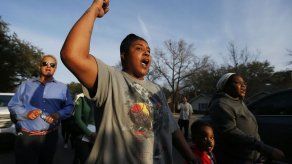 Crece el escrutinio sobre prácticas de fraternidades en EEUU