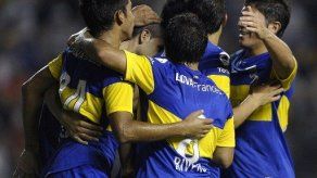 Dos muertos en tiroteo entre hinchas del argentino Boca Juniors