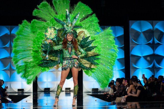 Los trajes típicos más curiosos de Miss Universo 2019
