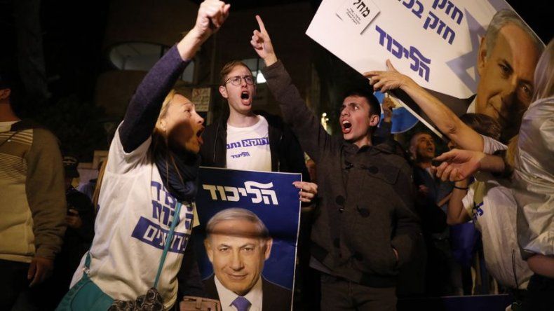 Israel se alista para lucha política tras cargos a Netanyahu