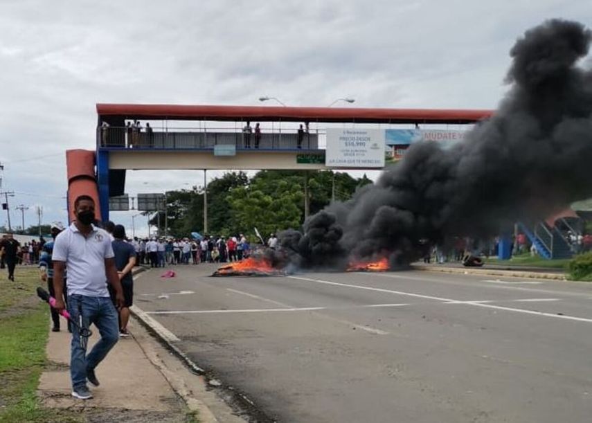 De las manifestaciones de los docentes registradas el lunes en el país