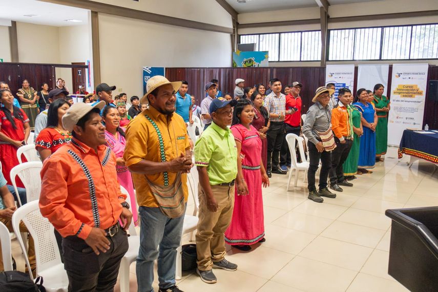 Las jornadas se desarrollaron en puntos estratégicos de la comarca y atendieron a cuatro perfiles clave. Las jornadas se desarrollaron en puntos estratégicos de la comarca y atendieron a cuatro perfiles clave.