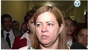 Ministra Turner: no hay reportes de estragos por bacteria