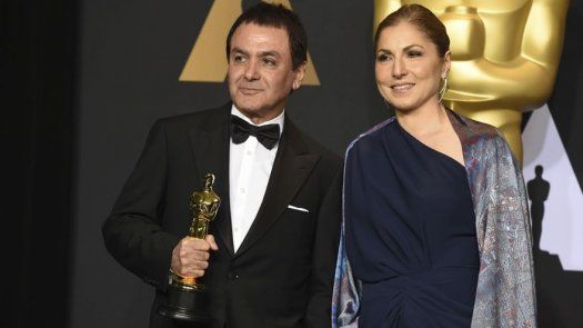 En ausencia, iraní Farhadi gana su 2do Oscar