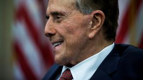 El exsenador y excandidato a la Presidencia de EE. UU. Bob Dole.
