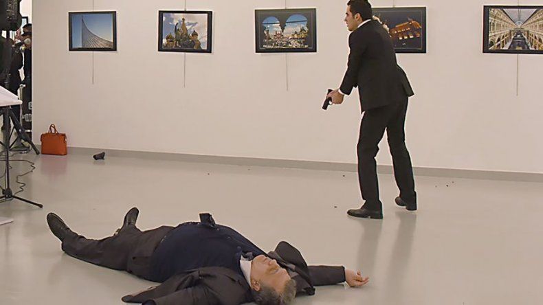 El asesino del embajador ruso en Turquía es un policía