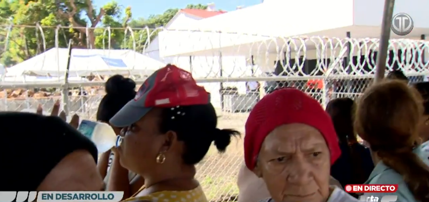 ¡Suspenden Naviferia en Pan de Azúcar! Panameños piden comprar su caja navideña.