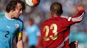 Tabárez: No estamos conformes con lo que mostramos