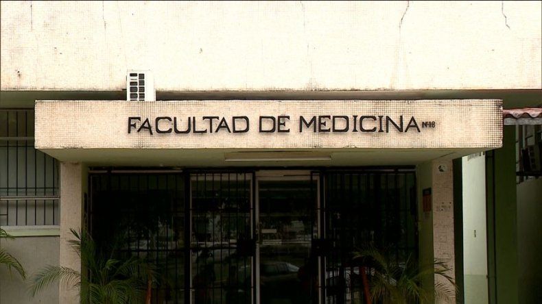 Esperan derogación de resolución que reduce puntaje de examen de certificación médica