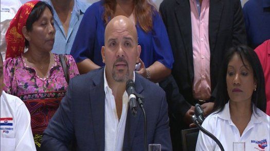 Mirones aspira a participar en las próximas primarias presidenciales del PRD
