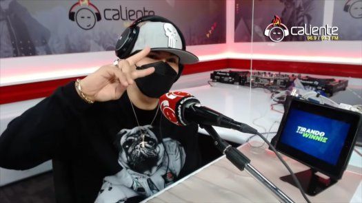 Flex pasó por los micrófonos de Caliente Radio.