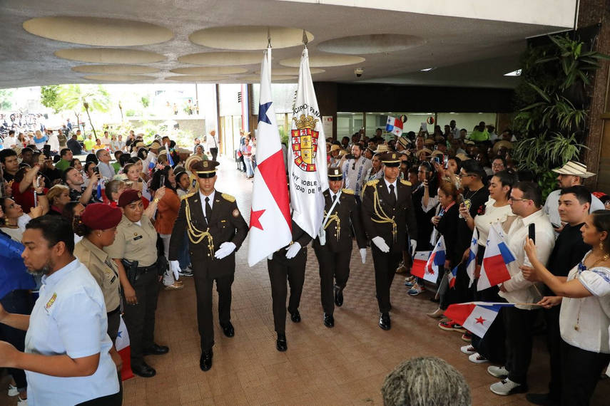 Alcaldía de Panamá dio inicio a la celebración del Mes de la Patria