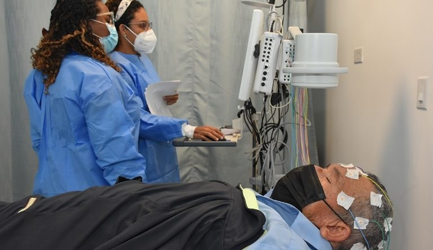 Abdiel Landao, quien llegó desde Tocumen para su cita de seguimiento por un derrame, dijo: “está muy bonito todo, me ha gustado”. Al tiempo que su esposa, Aura Guzmán, destacó que la atención es muy buena y el personal atiende bien a los pacientes. Abdiel Landao, quien llegó desde Tocumen para su cita de seguimiento por un derrame, dijo: “está muy bonito todo, me ha gustado”. Al tiempo que su esposa, Aura Guzmán, destacó que la atención es muy buena y el personal atiende bien a los pacientes.