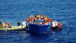 Autoridades italianas rescatan más de 2.100 inmigrantes en Canal de Sicilia