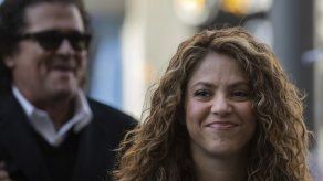 Corte española desestima demanda contra Shakira y Vives