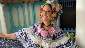 Kathy Phillips no cabe en el pellejo tras empollerarse por primera vez