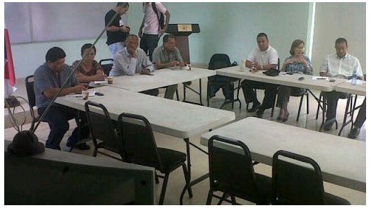 Dirigentes del CGTP analizan informe del presidente Martinelli