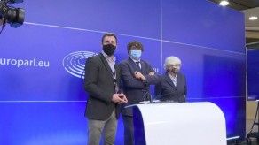 Parlamento Europeo suspendió la inmunidad de tres eurodiputados catalanes