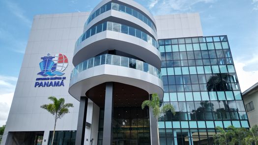 AMP investiga el fallecimiento de dos tripulantes en buques bajo jurisdicción panameña.