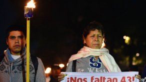 México inicia otro peritaje por 43 estudiantes desaparecidos