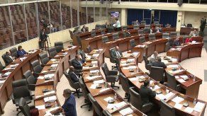 Más de 15 diputados no logran la reelección según resultados extraoficiales