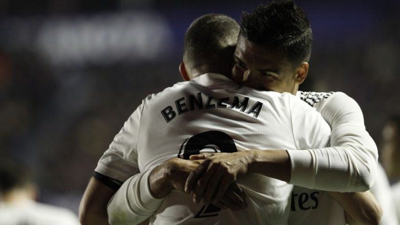 Con 2 penales, Real Madrid supera a Levante