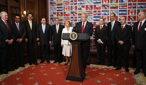 Bush y latinoamericanos piden TLC con Colombia y Panamá