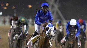 Jinete panameño Luis Sáez se impone en la Dubai World Cup con premio de 12 millones