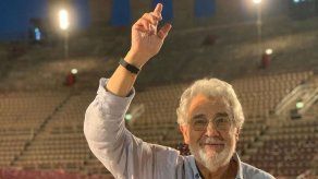 Víctimas de Plácido Domingo evalúan denunciarle por difamación en EE.UU.