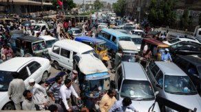 Pánico en la ciudad paquistaní de Karachi tras el arresto en Londres del líder del partido local