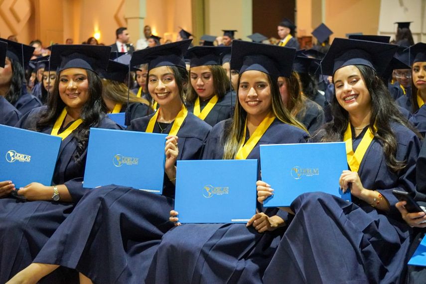 La rectora de UDELAS instó a los graduandos/as a actuar con los valores y principios que se les ha inculcado. La rectora de UDELAS instó a los graduandos/as a actuar con los valores y principios que se les ha inculcado.