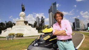 Aventurero español honra memoria de Vasco Núñez de Balboa en Panamá