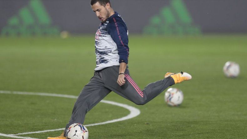 Lesión muscular deja fuera a Hazard por varias semanas