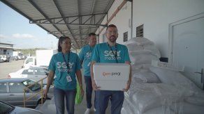 Colaboradores de Medcom brindan apoyo al Banco de Alimentos